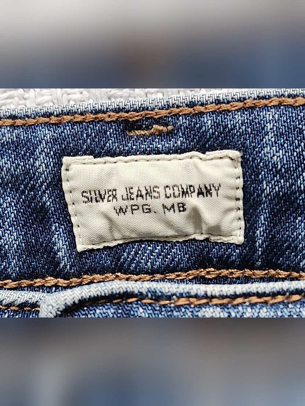 3 / $25 SILVER Jeans Co. "LORETTE" Distressed Blue Denim Skinny Jeans. Size 31. - Picture 6 of 16
